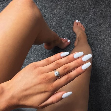 Alaston vuotanut OnlyFans-kuva Brunette