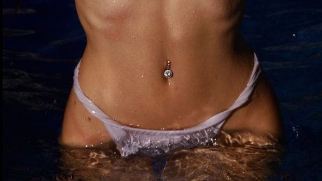 Naakte gelekte OnlyFans-foto van Emma Tello Vip