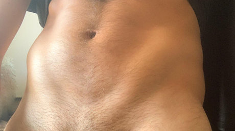 Naken läckt OnlyFans-bild av Nocturnal Animal