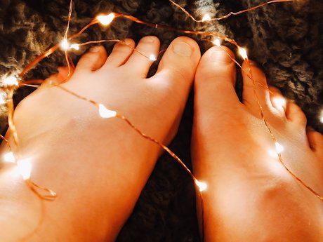 Naken läckt OnlyFans-bild av Alttoetsies