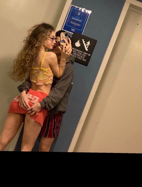 Naken läckt OnlyFans-bild av Alexia