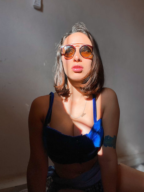 Nacktes geleaktes OnlyFans-Foto von Ailu Riveros