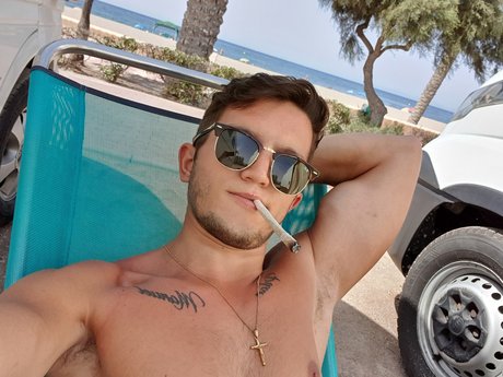 Naken läckt OnlyFans-bild av Alejandro