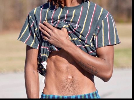 Обнаженная фотография утечки OnlyFans от Alex Varsity
