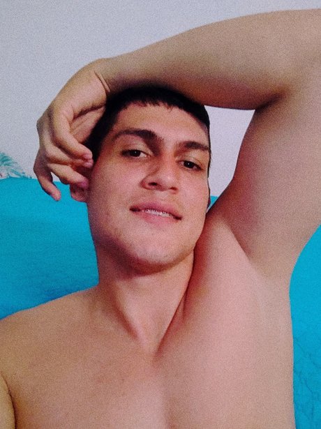 Naken lekkede OnlyFans-bilde av Nixon Rodriguez
