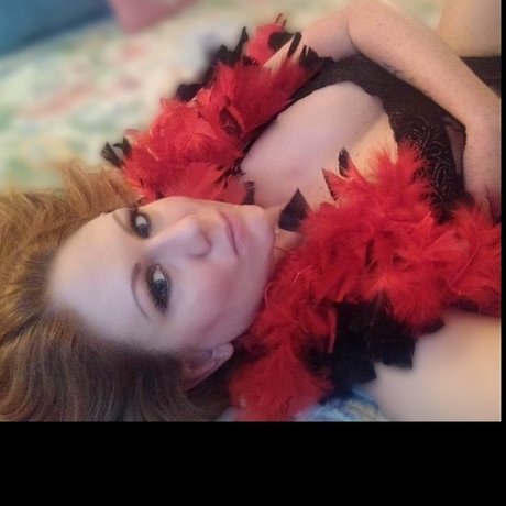 Nahá fotka uniklých OnlyFans od Nina Monarch