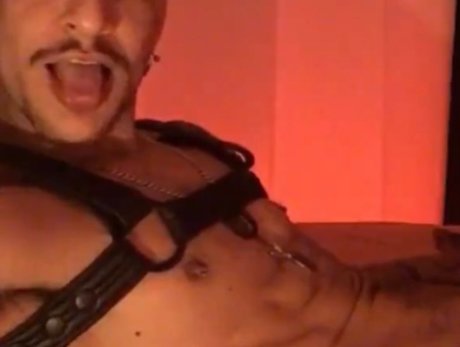 Naken läckt OnlyFans-bild av Nikollay