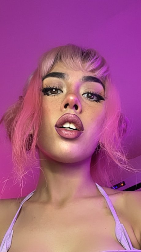 Naken läckt OnlyFans-bild av Bellaka