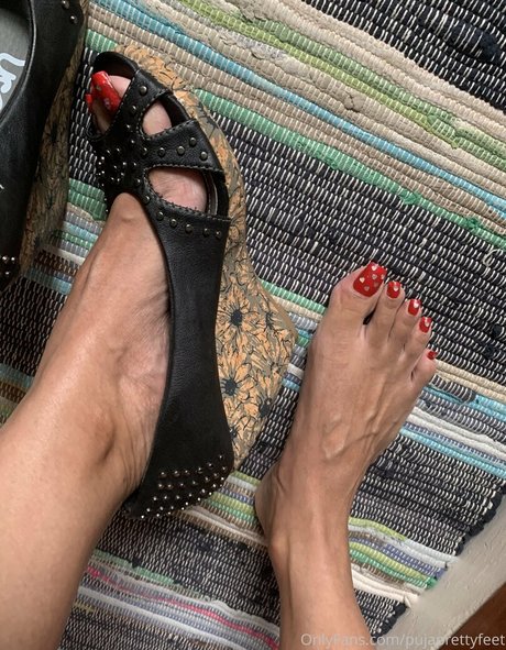 Pujaprettyfeet