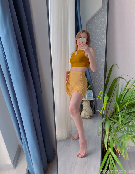 Обнаженная фотография утечки OnlyFans от Moonless
