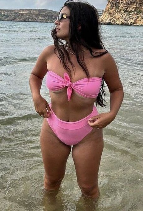 Nahá fotka uniklých OnlyFans od Debora Tanzo