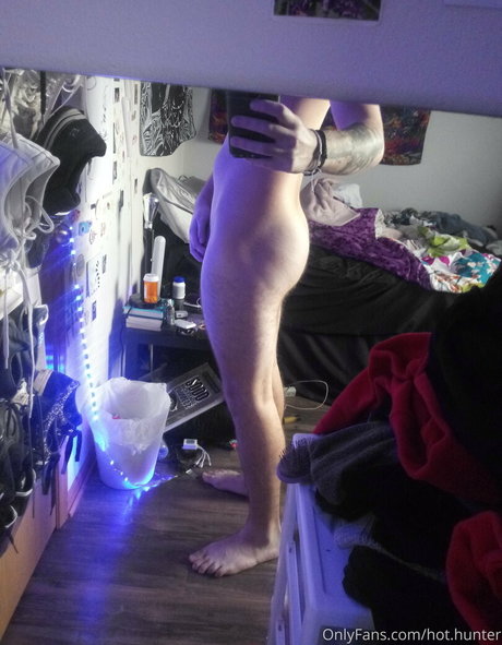 Обнаженная фотография утечки OnlyFans от Hothunter
