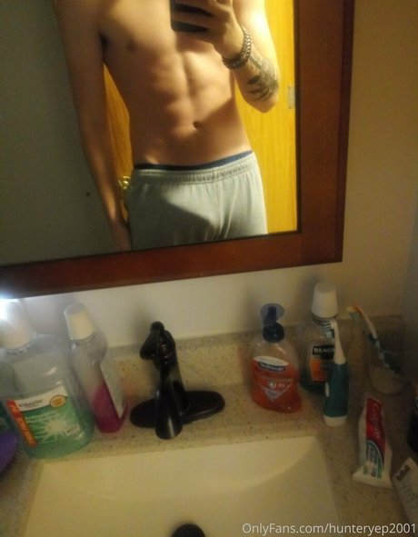 Foto di nudo di fuga di OnlyFans di Hothunter