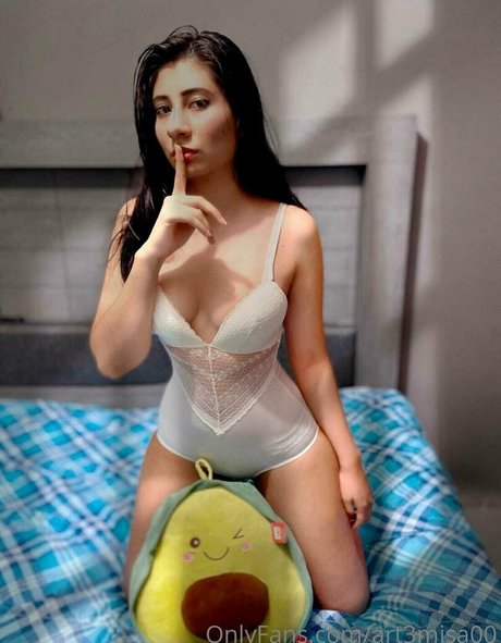 Nahá fotka uniklých OnlyFans od Art3misa00