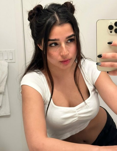 Rachel Raiychu OnlyFans 유출 누드 사진
