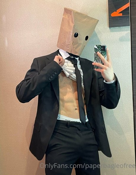 Paperbagfree  nude leaked OnlyFans photo