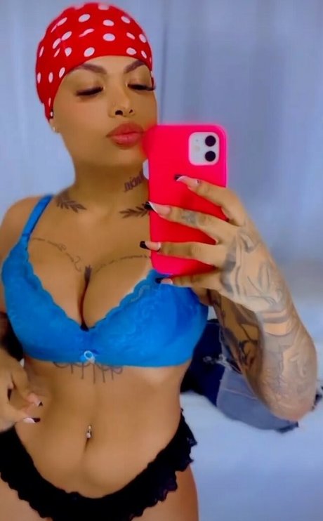 Boca Vermelha OnlyFans