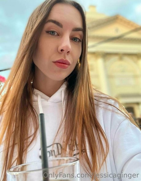Naakte gelekte OnlyFans-foto van Jessicaginger