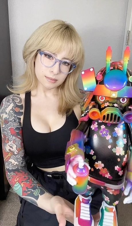 Naakte gelekte OnlyFans-foto van Candie Bolton
