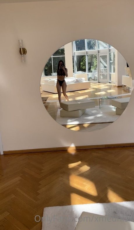 Nahá fotka uniklých OnlyFans od Xmednisx