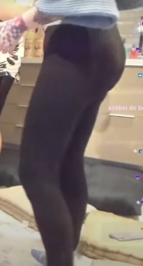 Naken lekkede OnlyFans-bilde av Gabi Cattuzzo
