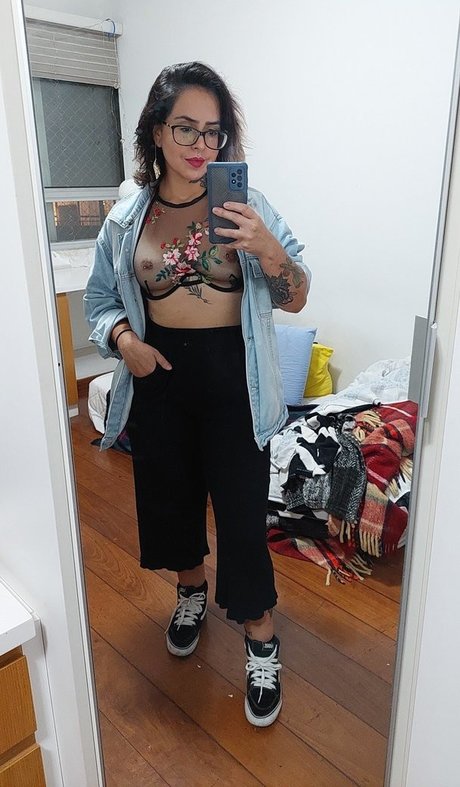Nahá fotka uniklých OnlyFans od Demonica