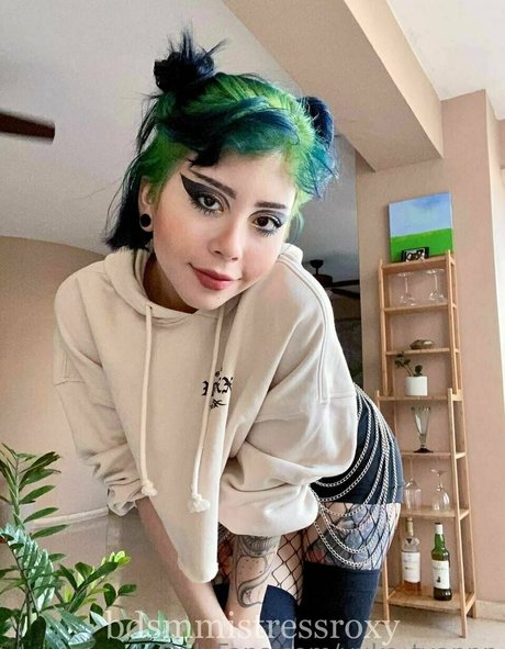 Nahá fotka uniklých OnlyFans od Yukotyannn