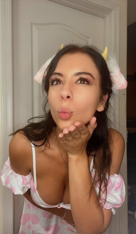 Nahá fotka uniklých OnlyFans od Anyadaystar