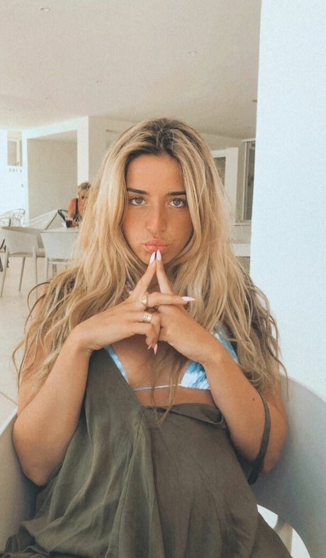 Lola Indigo