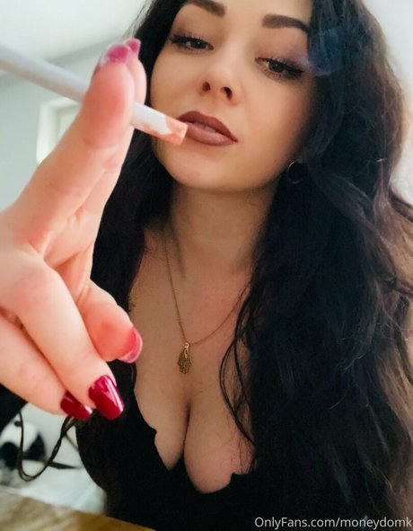 Foto nua vazada do OnlyFans de Moneydomk