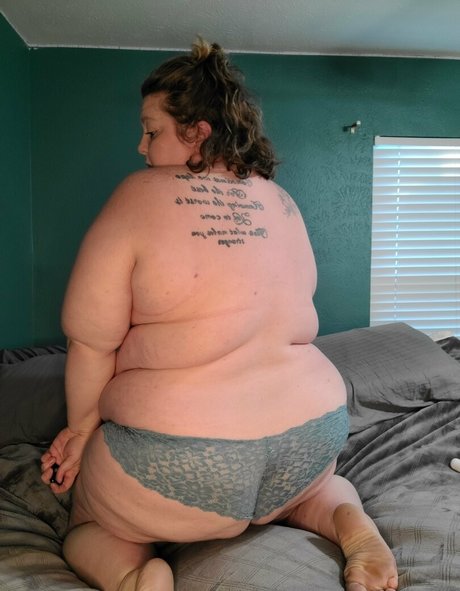 Naken läckt OnlyFans-bild av Ssbbwdaisyfree