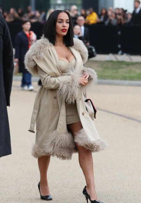 Naken lekkede OnlyFans-bilde av Jorja Smith