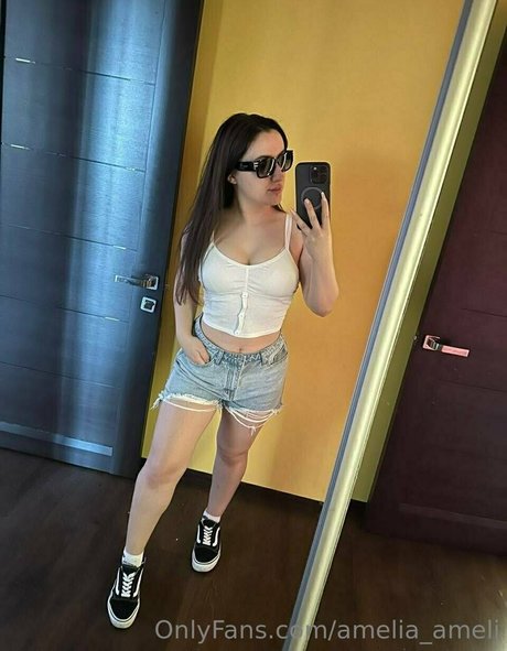 Nagie wyciekłe zdjęcie OnlyFans od Ameliaameli
