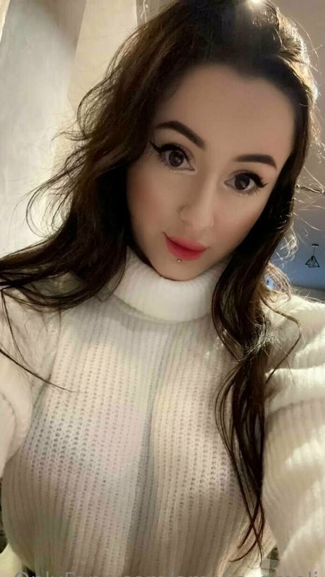 Nahá fotka uniklých OnlyFans od Ameliaameli