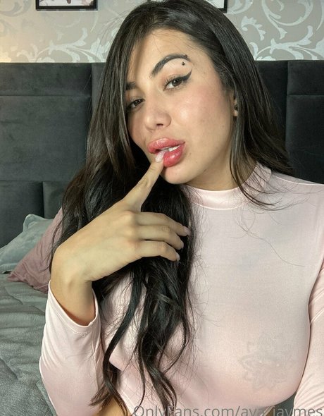 Nahá fotka uniklých OnlyFans od Avajaymesfree