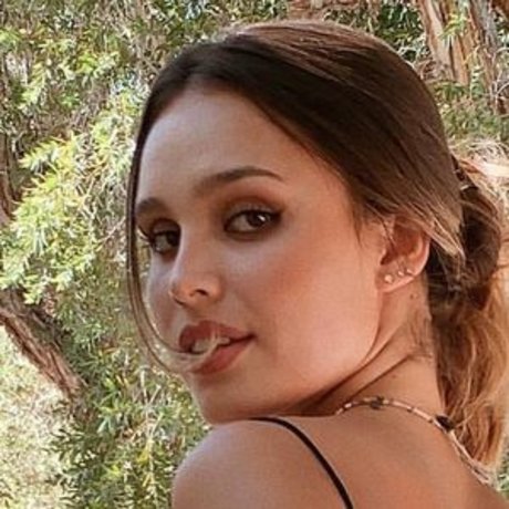Обнаженная фотография утечки OnlyFans от Kiana Stadler
