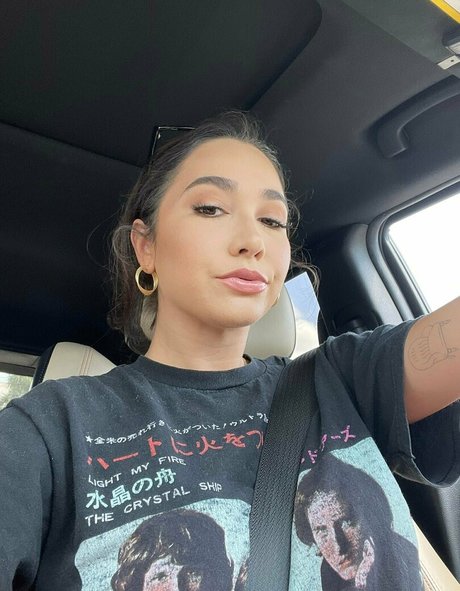 Karleegrey