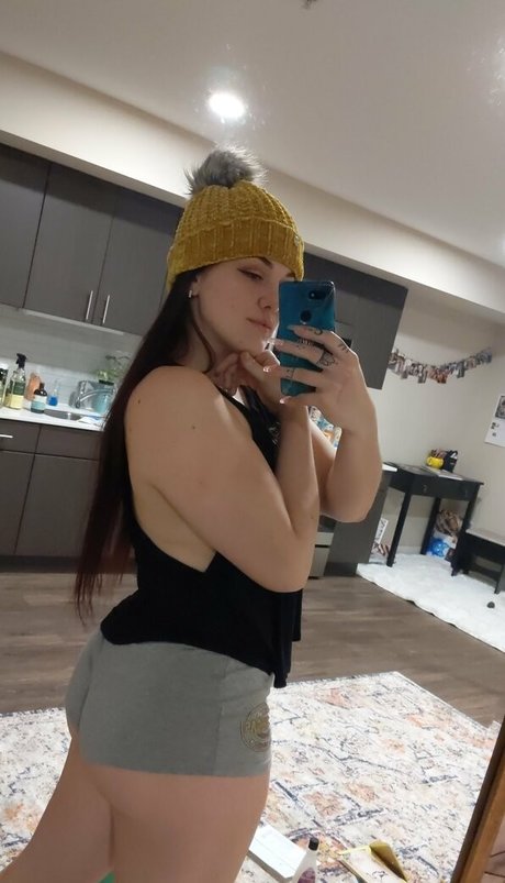 Nahá fotka uniklých OnlyFans od Curvyjasssy