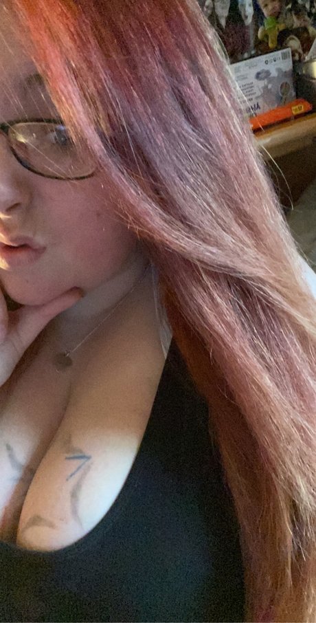 Alaston vuotanut OnlyFans-kuva Amanda