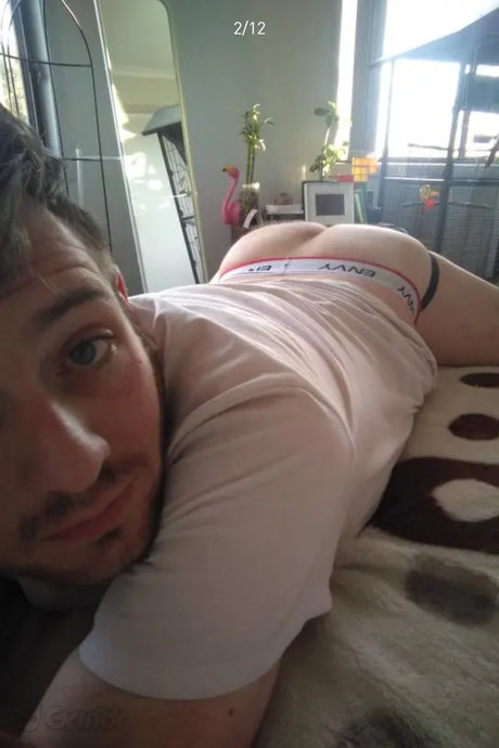 Photo nue de fuite OnlyFans de Chastesub93