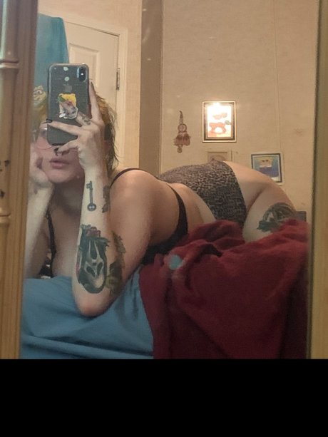 Alaston vuotanut OnlyFans-kuva Nosferatupssy