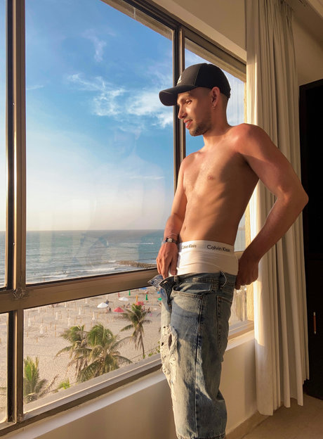 Foto desnuda filtrada de OnlyFans de Norlan Gmez