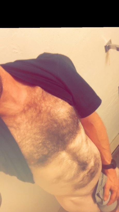 Naakte gelekte OnlyFans-foto van Nofacemang