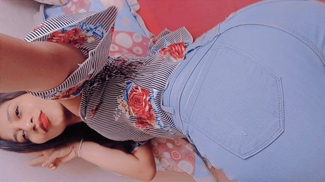 Alaston vuotanut OnlyFans-kuva Jamileth