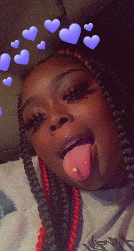 Alasti lekkinud OnlyFans-i pilt Coocoo4cocoaa