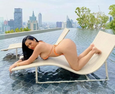 Foto nua vazada do OnlyFans de Alice
