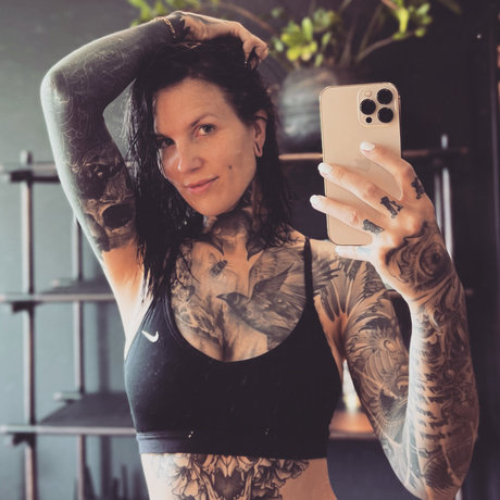 Naken läckt OnlyFans-bild av Alice Nord