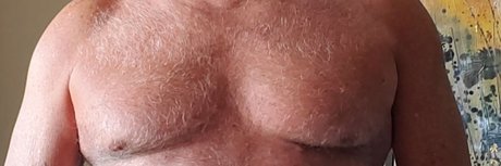 Photo nue de fuite OnlyFans de Olderbutwiser