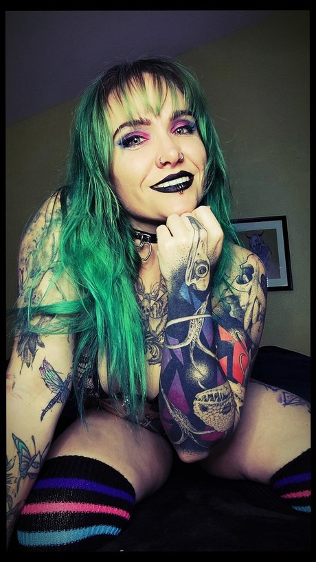 Naakte gelekte OnlyFans-foto van Nyx Apocalypse