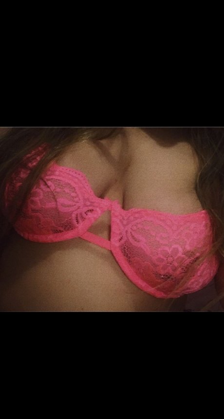 Naakte gelekte OnlyFans-foto van Babyb